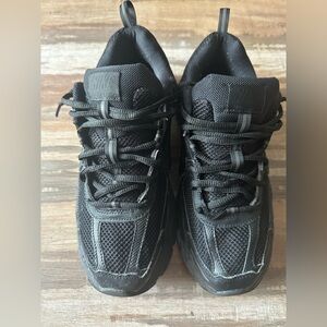 Nike Vormero Boys Sneakers Sz 7Y